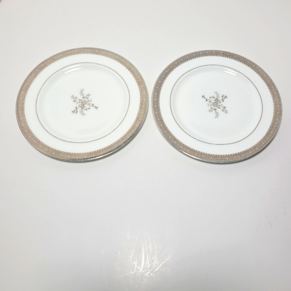 Wedgewood Bone China Vera Wang Vera Lace Appetizer Snack Plate 7" Set of 2 shown - Picture 5 of 8